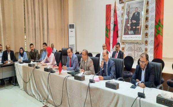 مدير الأكاديمية يترأس لقاءً تواصلياً لفائدة الأطر الإدارية المتدربة بالمركز الجهوي لمهن التربية والتكوين ببني ملال