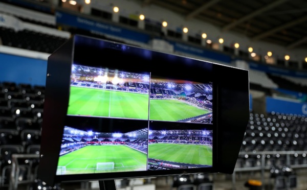 تقنية الفيديو في كأس العالم تحرج الفيفا