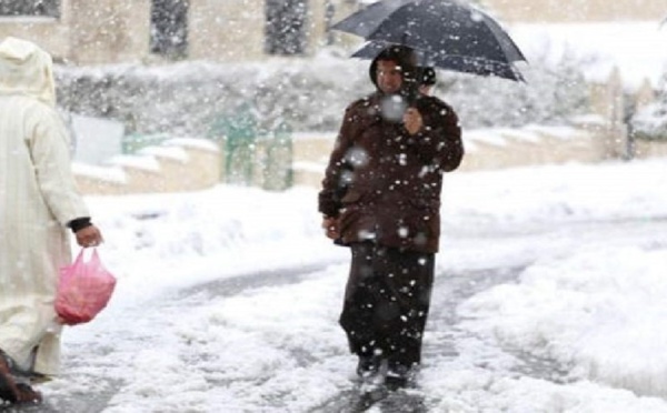 نشرة إنذارية.. أمطار قوية وتساقطات ثلجية في عدد من مدن المغرب