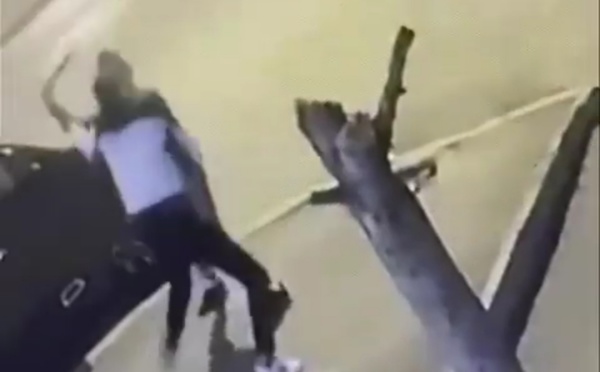 أمن طنجة يتفاعل مع فيديو يظهر شخصا يعرض ضحية لاعتداء بالسلاح الأبيض
