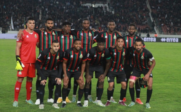 غيابات مؤثرة للجيش الملكي في مباراة الديربي أمام سطاد المغربي