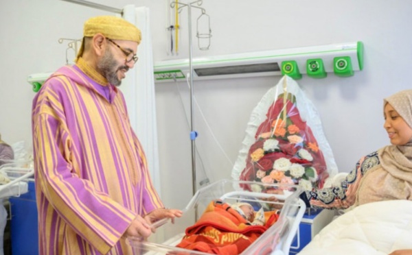صاحب الجلالة يشرف على تدشين المركز الطبي للقرب بالمدينة الجديدة الرحمة