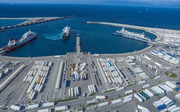 ميناء طنجة المتوسط يواصل ريادته إفريقيا ودوليا