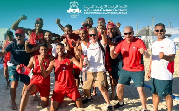 المغرب يبلغ نهائي كرة اليد الشاطئية على حساب الجزائر
