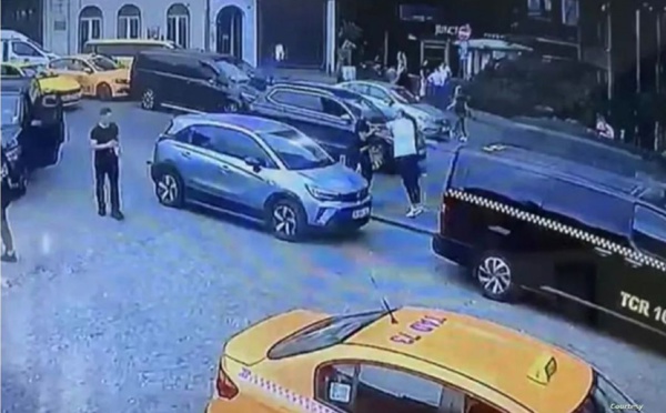 بالصور.. اعتداء عنيف لسائق أجرة تركي يودي بحياة مغربي