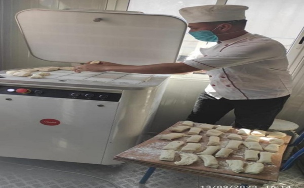 المديرية العامة للأمن الوطني توفد مخبزتين متنقلتين إلى ضواحي مراكش دعماً للمتضررين من الزلزال