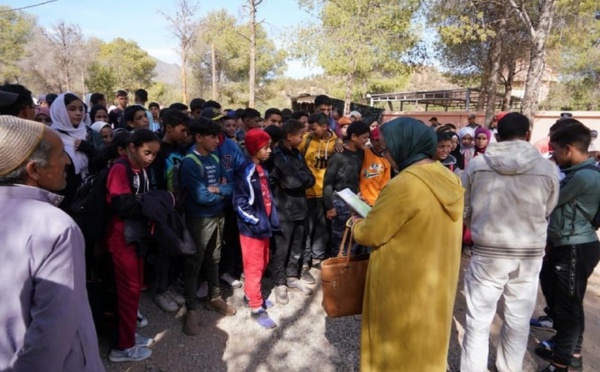 نقل تلاميذ "جماعة ويرغان" المتضررة بشكل كبير من الزلزال إلى داخليات مدارس بمراكش