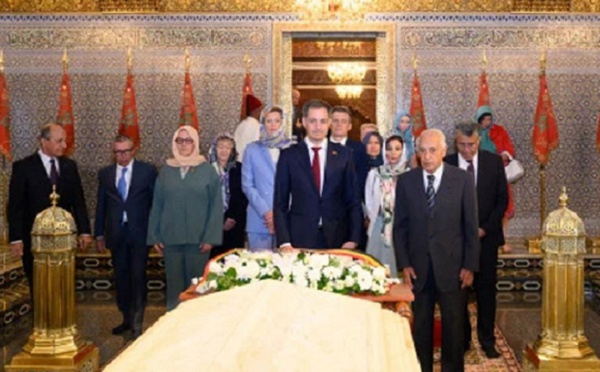 رئيس الوزراء البلجيكي يزور ضريح محمد الخامس