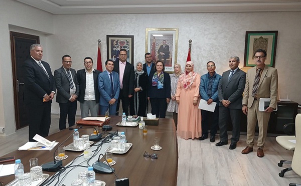 النقابة الوطنية لموظفي وزارة التضامن والإدماج الاجتماعي والأسرة تعلن عن مخرجات اللقاء القطاعي مع عواطف حيار