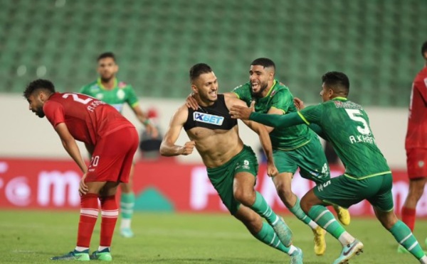 الرجاء يتجاوز مولودية وجدة ويضرب موعدا مع الجيش في نهائي كأس العرش