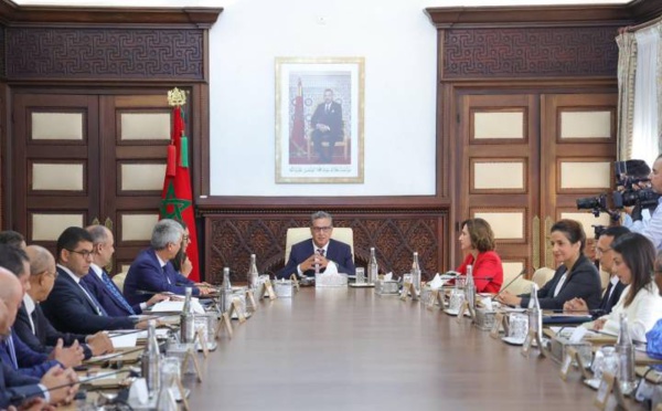 رئيس‭ ‬الحكومة‭ ‬يترأس‭ ‬الاجتماع‭ ‬الأول‭ ‬للمجلس‭ ‬الوطني‭ ‬للصناعة‭ ‬التقليدية