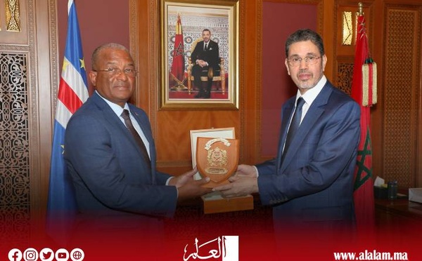 "النباوي" يجري مباحثات مع النائب العام رئيس المجلس الأعلى للنيابة العامة بجمهورية الرأس الأخضر