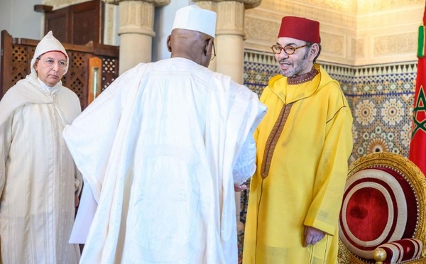 الملك محمد السادس يستقبل بالرباط عددا من السفراء الأجانب