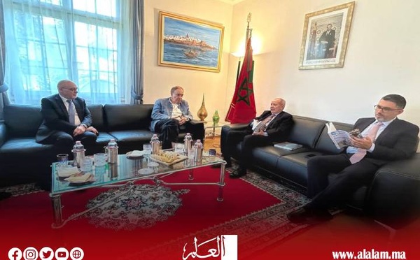 حصري من سفارة بيرن.. الصحراء المغربية: أرض النور والمستقبل” كتاب جديد يكشف التحولات التنموية