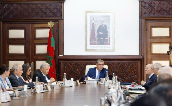 "أخنوش" يترأس اجتماع اللجنة البين وزارية المكلفة ببرنامج إعادة البناء والتأهيل العام للمناطق المتضررة من زلزال الحوز