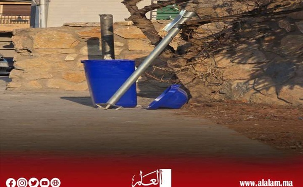استمرار تخريب حاويات النفايات يثير استياء ساكنة الحسيمة