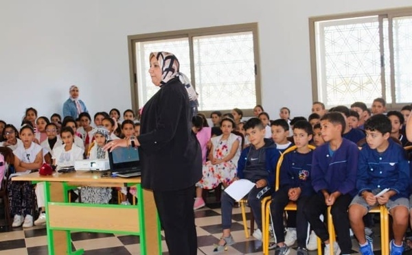 انطلاق القافلة التواصلية التحسيسية للشركة الجهوية متعددة الخدمات بالشرق وأكاديمية جهة الشرق