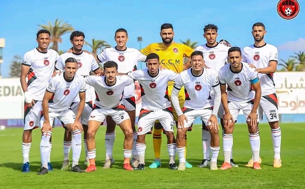 الاتحاد الإسلامي الوجدي يهدد انطلاقة شباب المحمدية والمغرب التطواني يبحث عن تصحيح الأوضاع