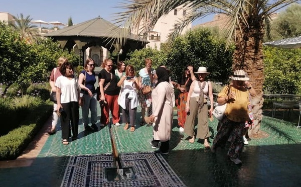 السياحة المغربية تلامس أفق 18 مليون سائح… و124 مليار درهم من العملة الصعبة حصاد مرتقب