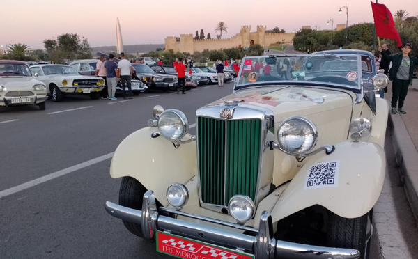 قافلة رالي المسيرة الخضراء "طريق العيون" تحط الرحال بالرباط