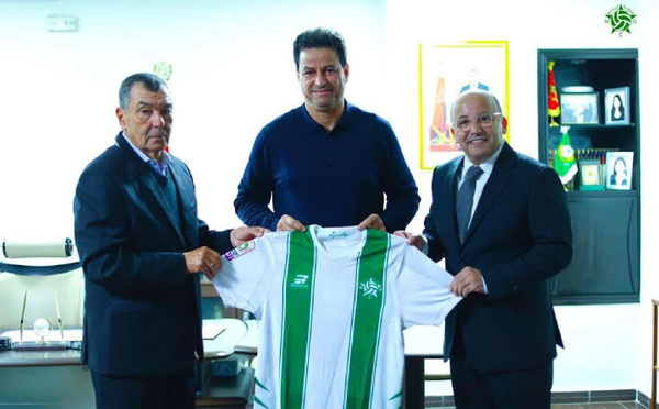 عزيز كركاش يعود لتدريب المولودية الوجدية