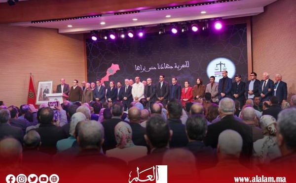 الحكم‭ ‬الذاتي‭ ‬يجب‭ ‬أن‭ ‬يكرس‭ ‬الوحدة‭ ‬الترابية‭ ‬للمملكة‭ ‬تماشياً‭ ‬مع‭ ‬مضامين‭ ‬الدستور