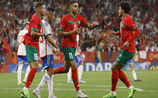 الأسود يدخلون نادي العشرة الكبار