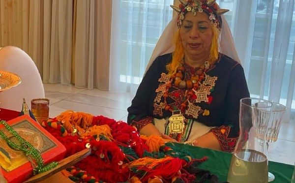 القنصلية المغربية بأمستردام تجمع أفراد الجالية المغربية بمناسبة السنة الأمازيغية 2976