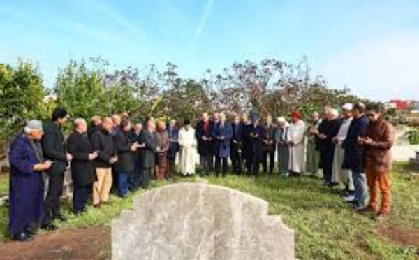 نزار بركة وقيادة حزب الاستقلال يشيّعون جثمان المناضلة فاطمة بنسليمان حصار