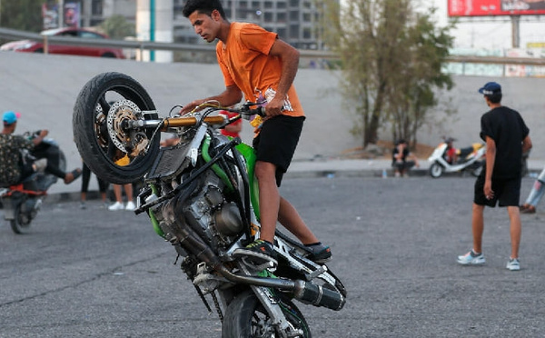 الدرك الملكي يقود حملة ضد “استعراضات” الدراجات النارية ضواحي مراكش