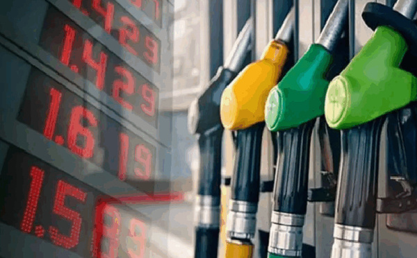 الحكومة‭ ‬تطلق‭ ‬دعماً‭ ‬استثنائياً‭ ‬لمهنيي‭  ‬النقل‭ ‬لمواجهة‭ ‬ارتفاع‭ ‬أسعار‭ ‬المحروقات