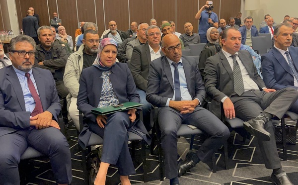 الجالية المغربية تنوه بمبادرة الأبواب المفتوحة التي تنظمها القنصليات المغربية في هولندا