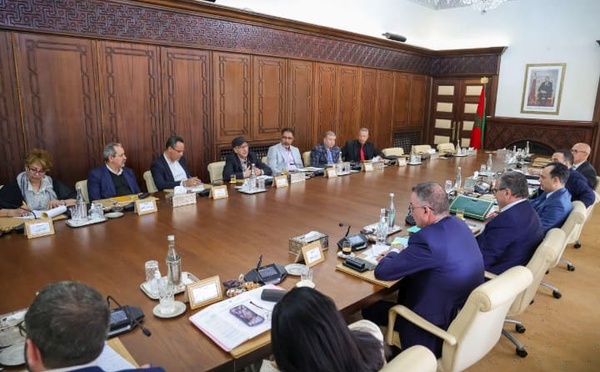 حوار أبريل 2026… ترحيب نقابي حذر مقابل تعهد حكومي بتعبئة 48 مليار درهم لتعزيز السلم الاجتماعي