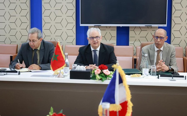 وزير التجهيز والماء يجري مباحثات رفيعة مع وفد من مجلس الشيوخ الفرنسي حول الماء والمناخ والتنمية المستدامة