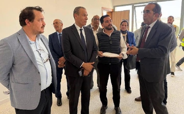 عامل إقليم الحسيمة يقف ميدانياً على تقدم أشغال المركب والحي الجامعي بآيت قمرة