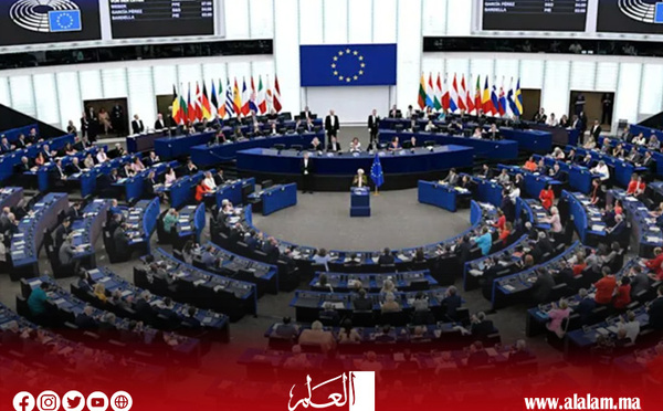 البرلمان الأوروبي يُقرّ أكثر قوانين الهجرة تشدداً منذ عقود ويُمهّد لإنشاء مراكز ترحيل خارج الاتحاد