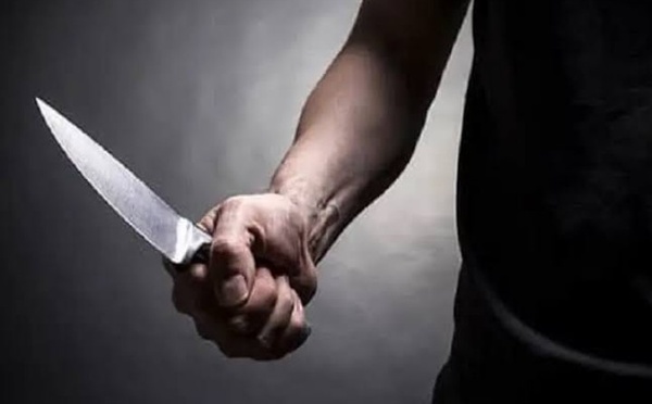 خلاف عابر داخل مقهى بالحسيمة يتحول إلى اعتداء بالسكين وإصابة شاب بجروح خطيرة
