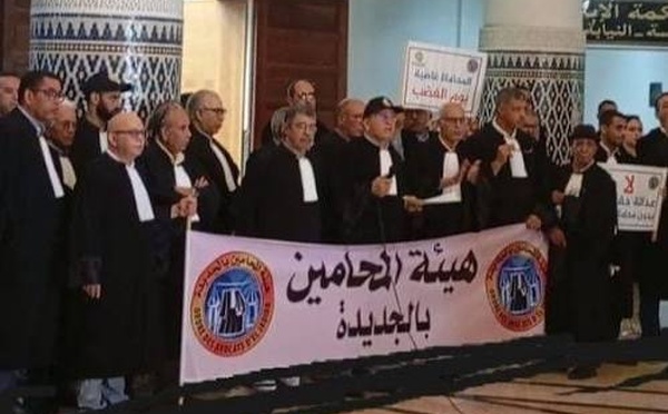 وقفة احتجاجية للمحامين بالجديدة