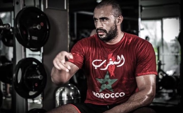 توجيه الإهانة والتهديد بالاعتداء يجران بدر هاري للتوقيف في أمستردام