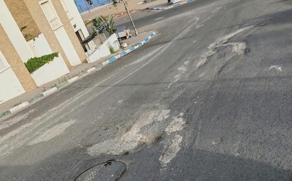 الحسيمة : تجزئة بادس بالحسيمة.. تدهور البنية التحتية يثير استياء الساكنة ومطالب بإعادة تأهيل الشوارع