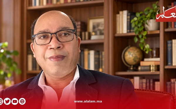 بصمت مسموع: هل أطلقت الحكومة رصاصة الرحمة على وزارة الاتصال؟