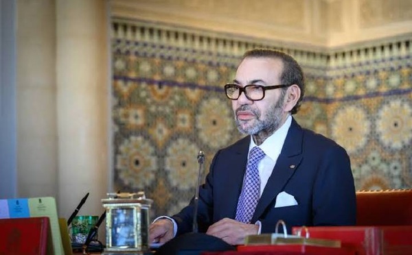 جلالة الملك يترأس جلسة عمل خصصت لتقدم الأشغال بالمركب المينائي والصناعي الناظور غرب المتوسط ومشروع توسعة مركب طنجة المتوسط