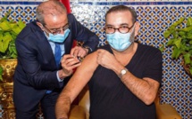 الملك يتلقى الحقنة الثانية من لقاح كورونا