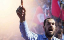 والد ناصر الزفزافي يفجر فضيحة إعلامية من العيار الثقيل