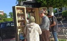 بالفيديو: مبادرة المكتبة المتنقلة لتشجيع القراءة بالقصر الكبير