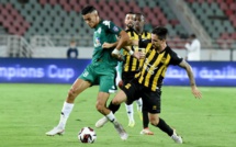 الرجاء العالمي يحرز لقب كأس محمد السادس في مباراة مجنونة أمام الأتحاد السعودي