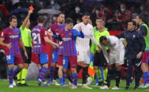 برشلونة يمنح الريال هدية ثمينة بتعادله مع إشبيلية