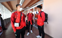 المنتخب الوطني الأول لكرة القدم يصل إلى مطار ياوندي الكاميروني