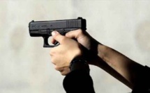 مهاجر من دول جنوب الصحراء يشهر سلاحا في وجه صاحب مطعم ببني ملال