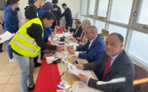 قنصلية متنقلة تجوب المدن الهولندية
